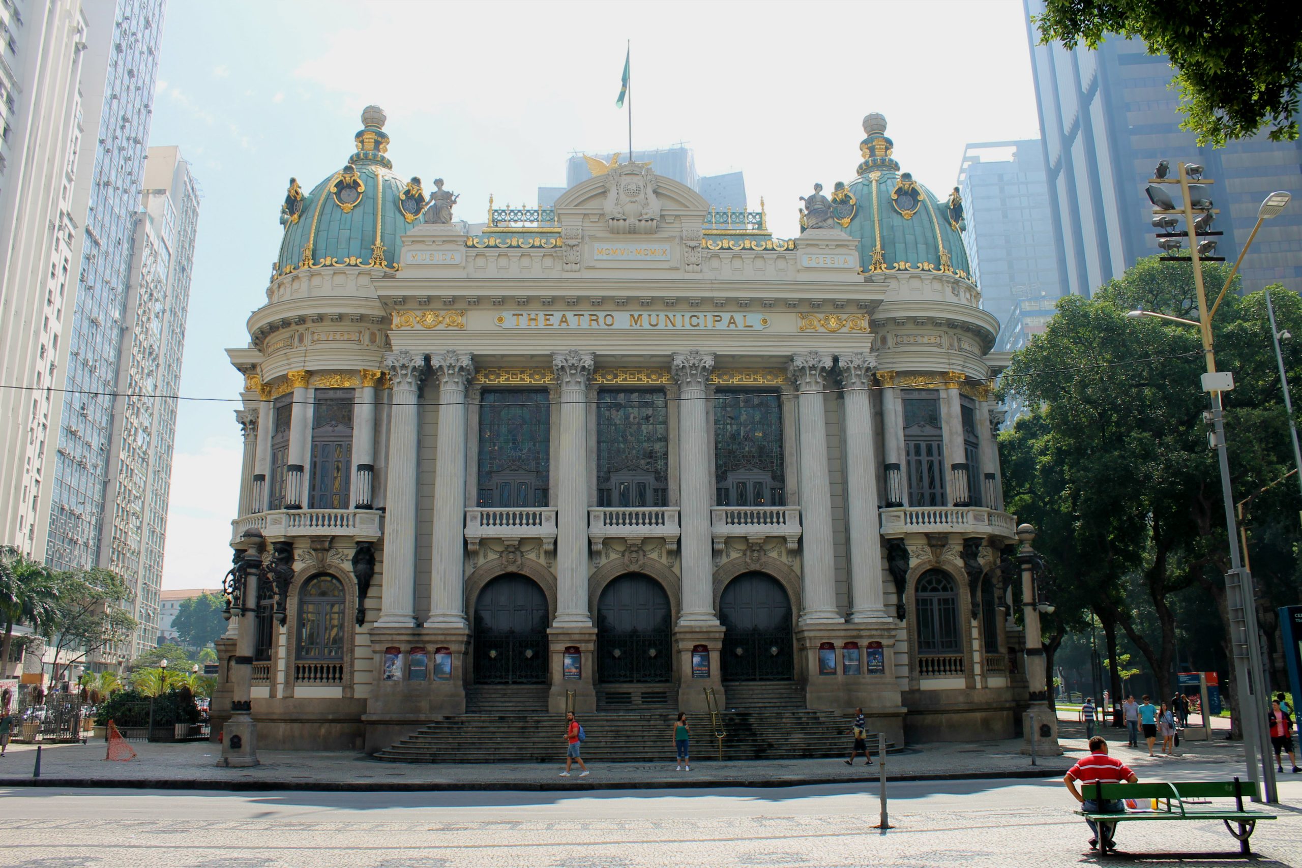 o que fazer no rio com chuva - teatro municipal